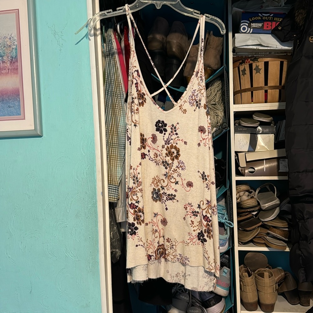 American Eagle shirt